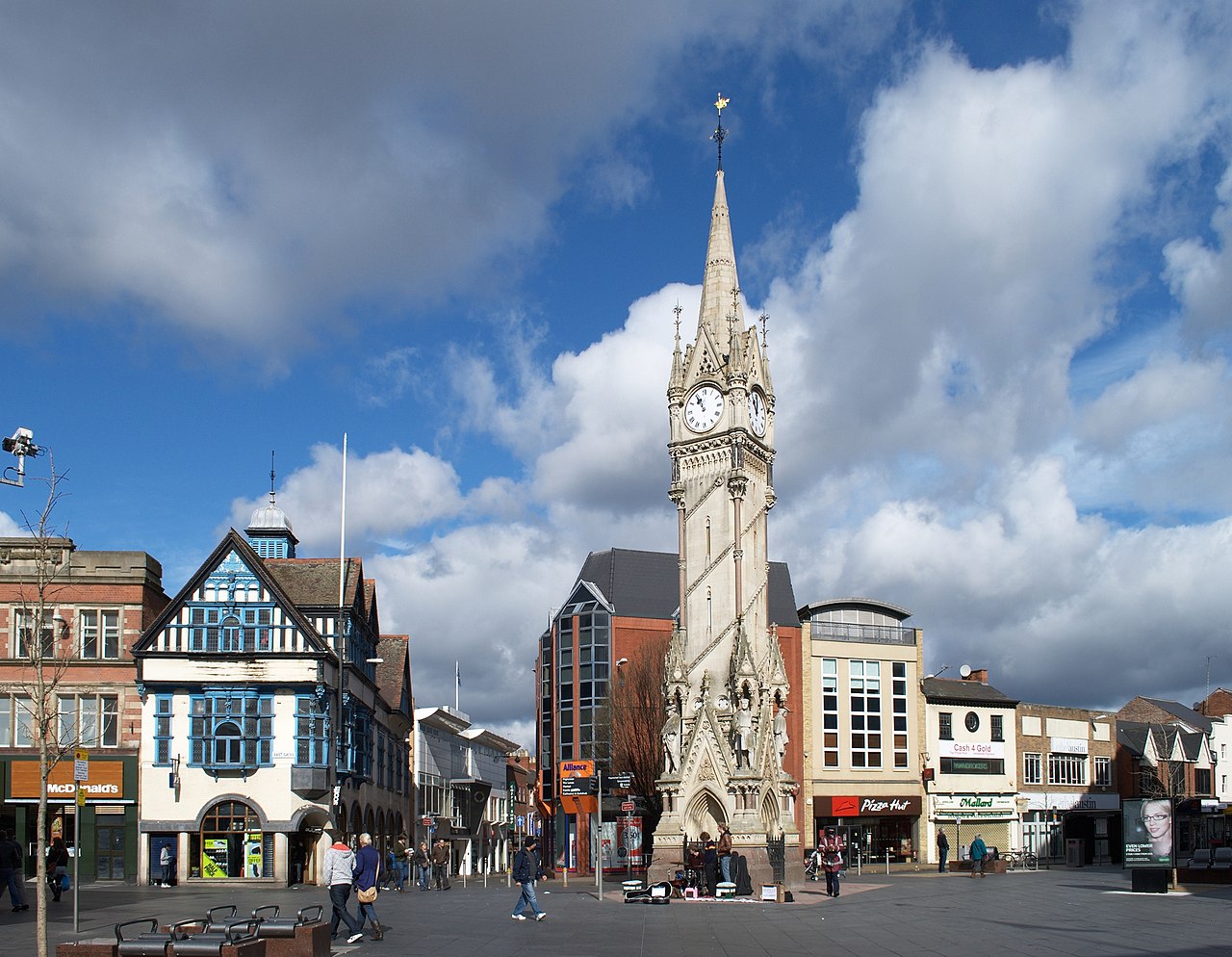 Leicester_Clock_Tower_wide_view