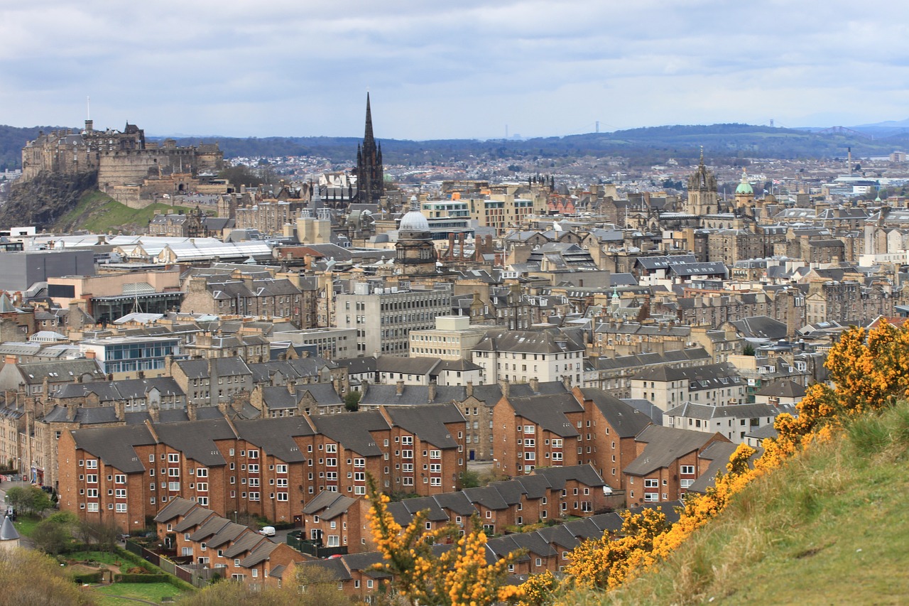 edinburgh-3849679_1280